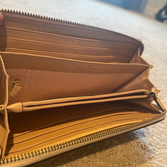 Kate spade metallic gold zip wallet - Picture 8 of 8